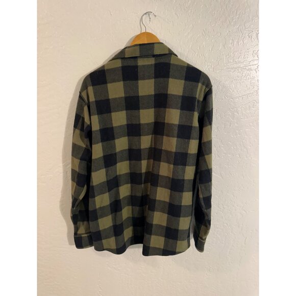 Wrangler men's green and black Buffalo plaid flannel fleece button up shacket - Picture 10 of 10